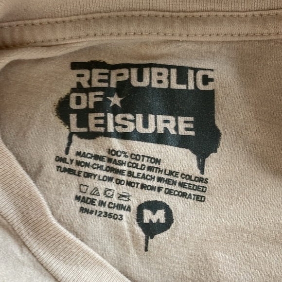 The Lone Ranger t shirt medium is my unisex size - Picture 4 of 4